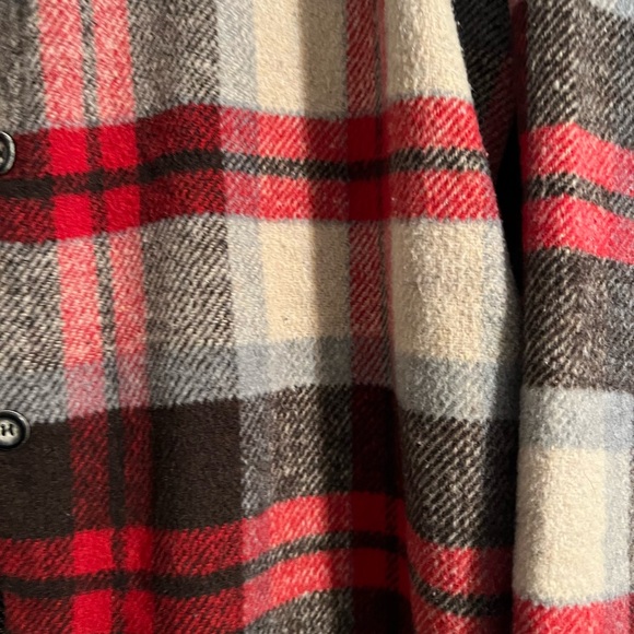 Red, brown, beige- cozy and long flannel/ shaket - Picture 2 of 3